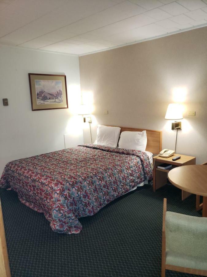 Budget Inn ฮอร์สเฮดส์ ภายนอก รูปภาพ